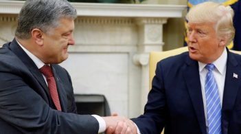 Трамп провів переговори з Порошенком