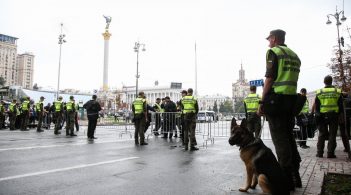 Близько п'яти тисяч правоохоронців забезпечують порядок під час хресної ходи