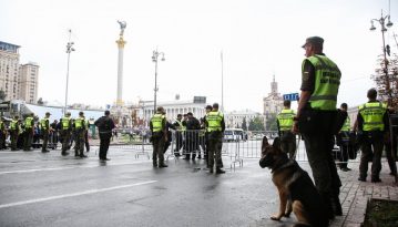 Близько п'яти тисяч правоохоронців забезпечують порядок під час хресної ходи
