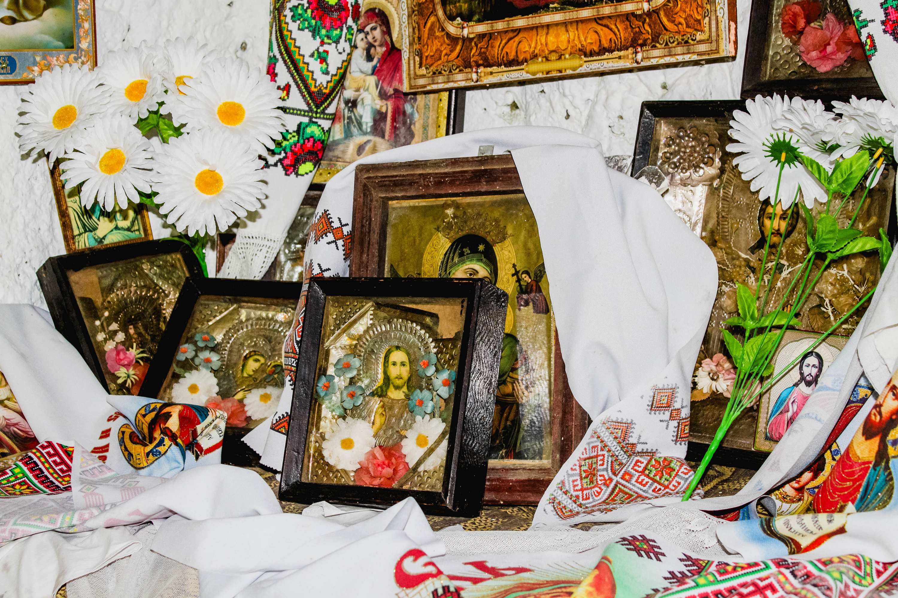Маліївці моляться Перуну та бережуть старі палаци