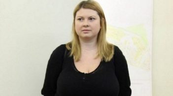 У Херсоні відому активістку облили кислотою | Укрінформ