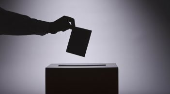 На думку українців владі начхати, або чому референдум неможливий
