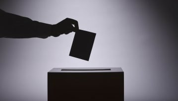 На думку українців владі начхати, або чому референдум неможливий