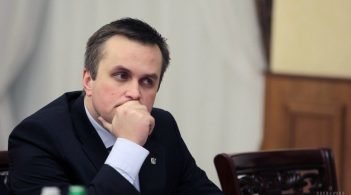Луценко і Ситник просять звільнити Холодницького