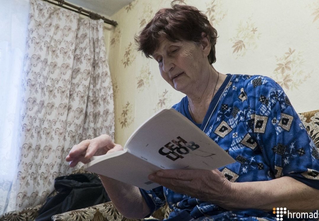 Мати Сенцова попросила Путіна про помилування