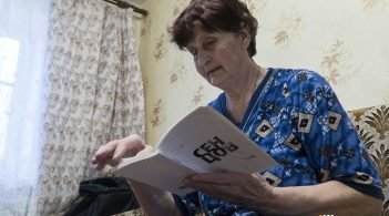 Мати Сенцова попросила Путіна про помилування