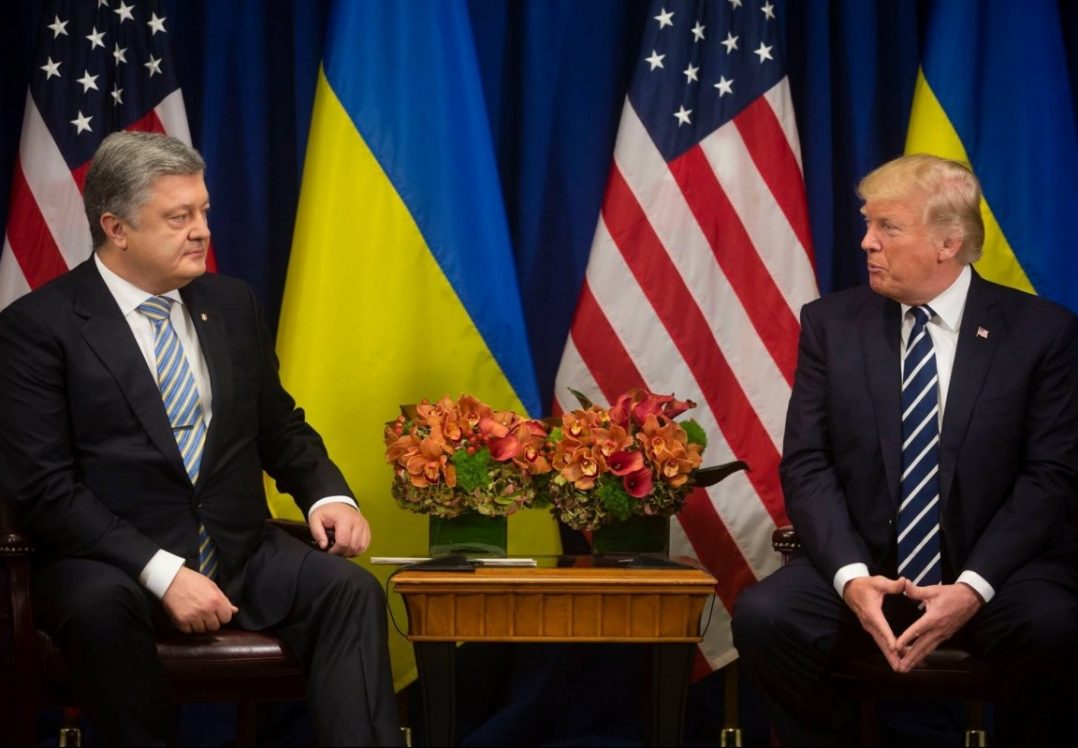 Порошенко на зустрічі з Трампом порушив питання звільнення Росією Сенцова