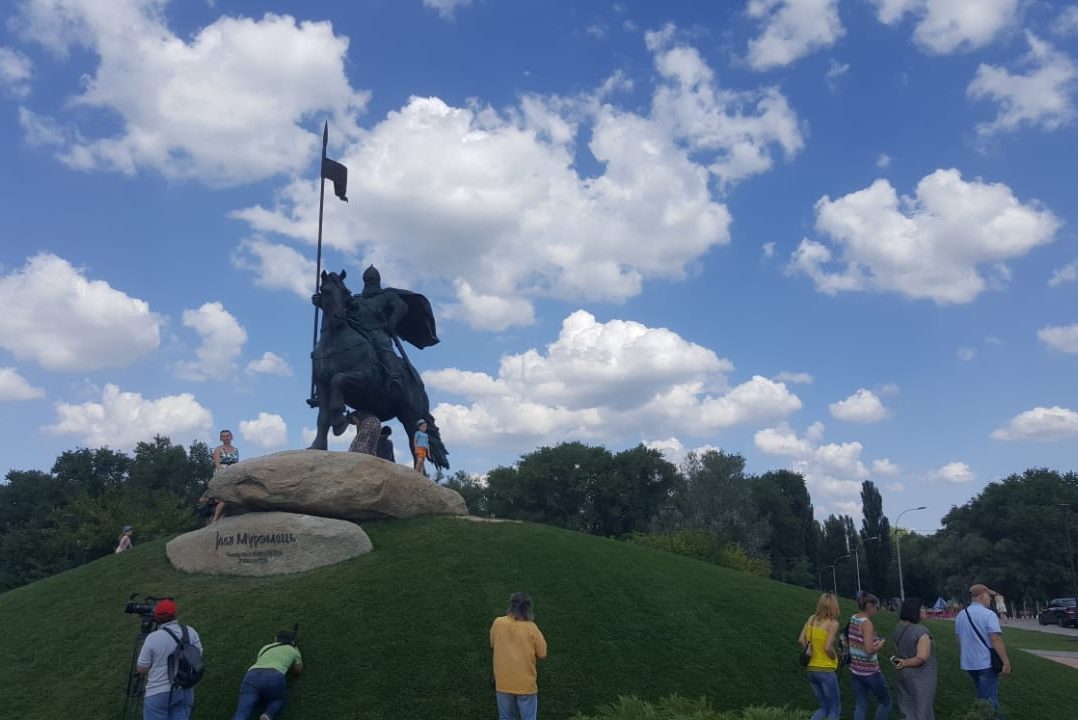 У Києві відкрили пам'ятник Іллі Муромцю