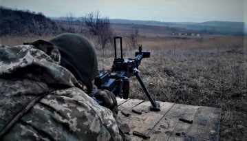 Безпілотник зафіксував на Донбасі сотні нових ящиків з боєприпасами