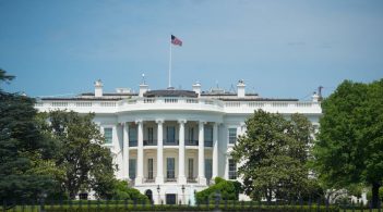 Трамп підписав оборонний бюджет на 2019 рік: Україні виділять 250 млн доларів