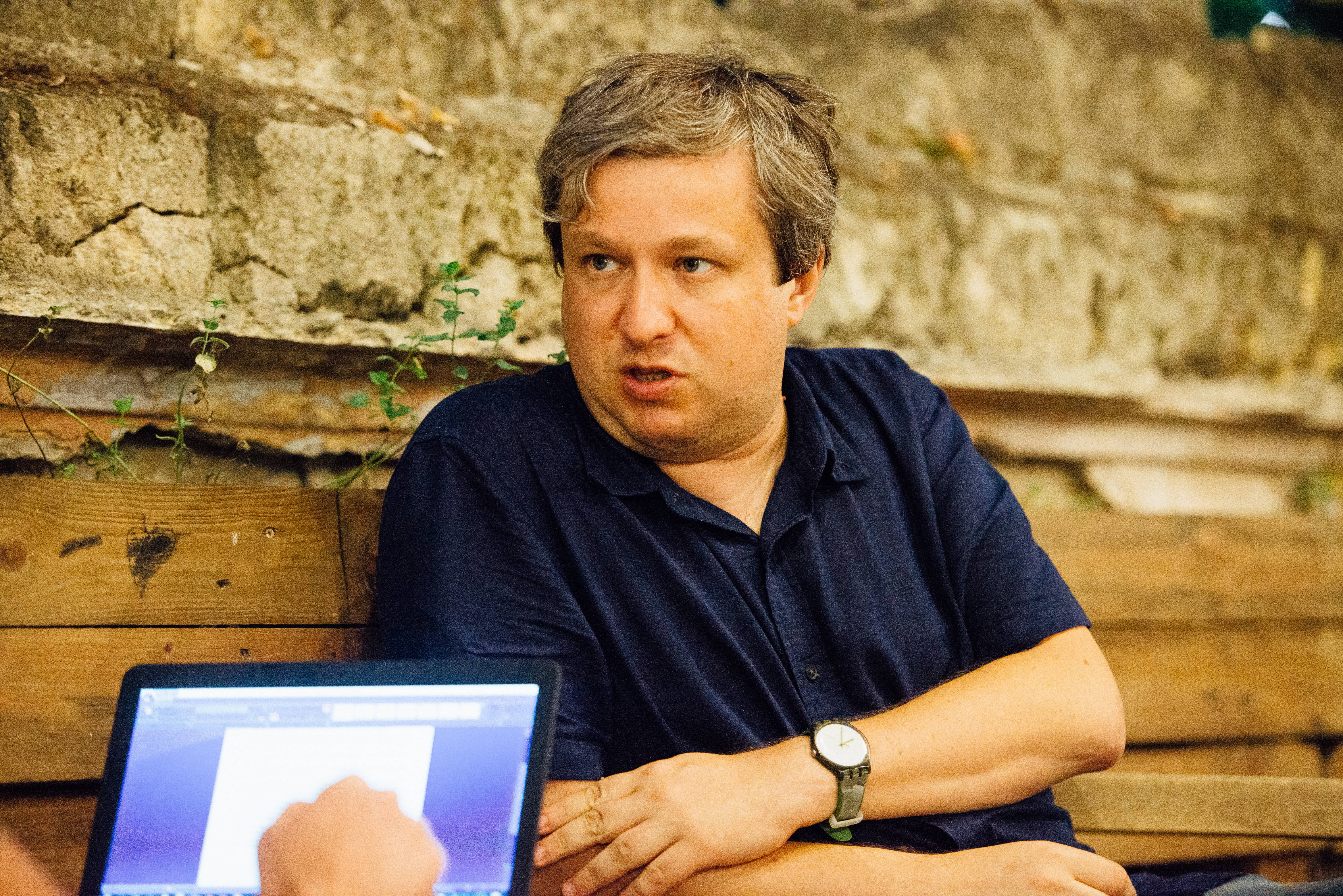 Кінокритик Антон Долін: "Ваші чорні списки акторів із Росії - дикість у стилі Орвела"