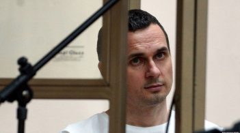 ЄС закликав РФ надати необхідне лікування Сенцову та звільнити усіх політв'язнів