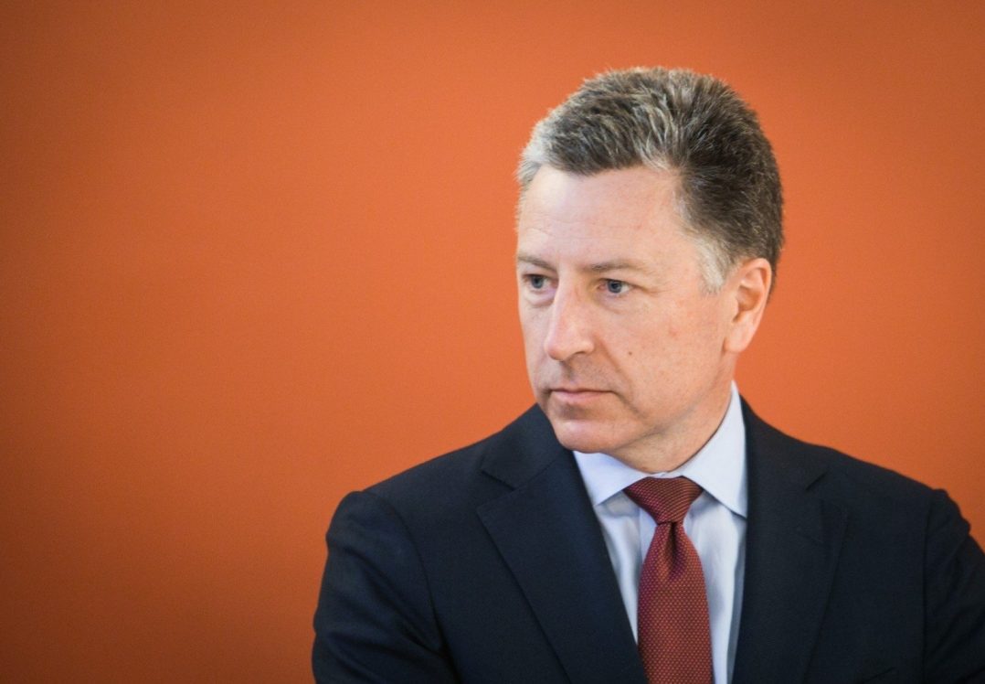Волкер показав відео, на якому конвої РФ в'їжджають до України
