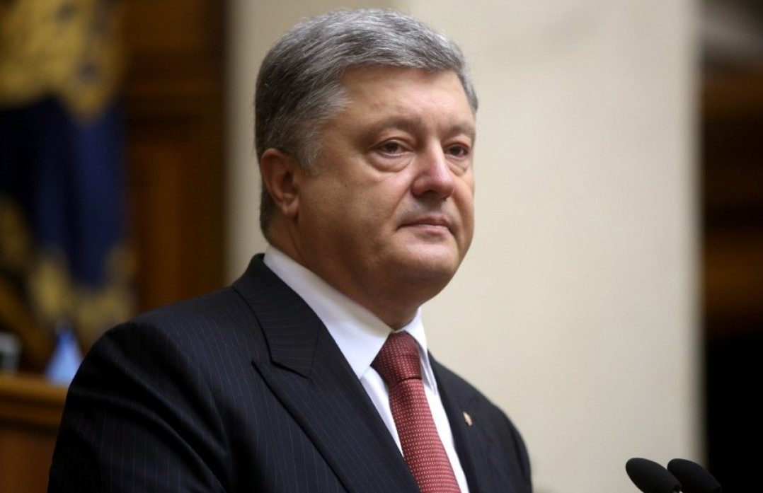 Порошенко поїхав у США на прощання з Маккейном