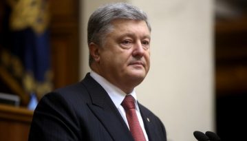 Порошенко поїхав у США на прощання з Маккейном