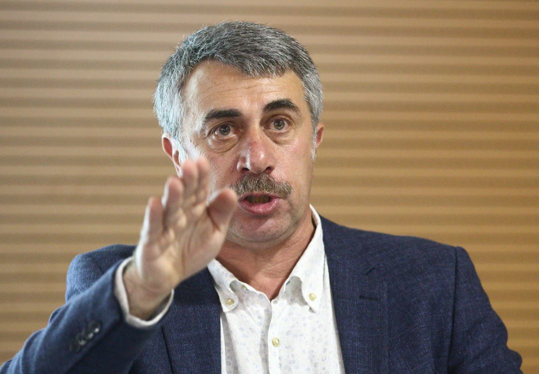 Порибалити з Путіним та закінчити війну: як лікар Комаровський планував повернути мир до Україн