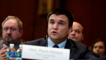Клімкін вимагає від Будапешта "вжити заходів прямо зараз" через угорські паспорти на Закарпатті
