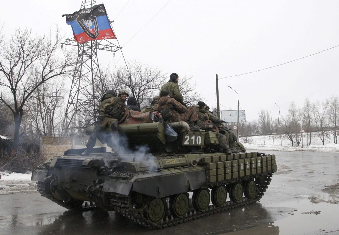 Російські бойовики розгортають на Донбасі величезну кількість важкої техніки