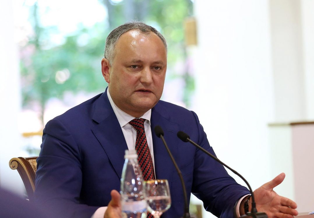 У Молдові відсторонили від посади президента Додона