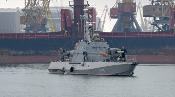 Кораблі ВМС України, що пройшли з Чорного моря через Керченську протоку, дійшли до Маріуполя