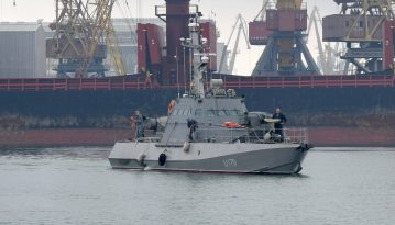 Кораблі ВМС України, що пройшли з Чорного моря через Керченську протоку, дійшли до Маріуполя