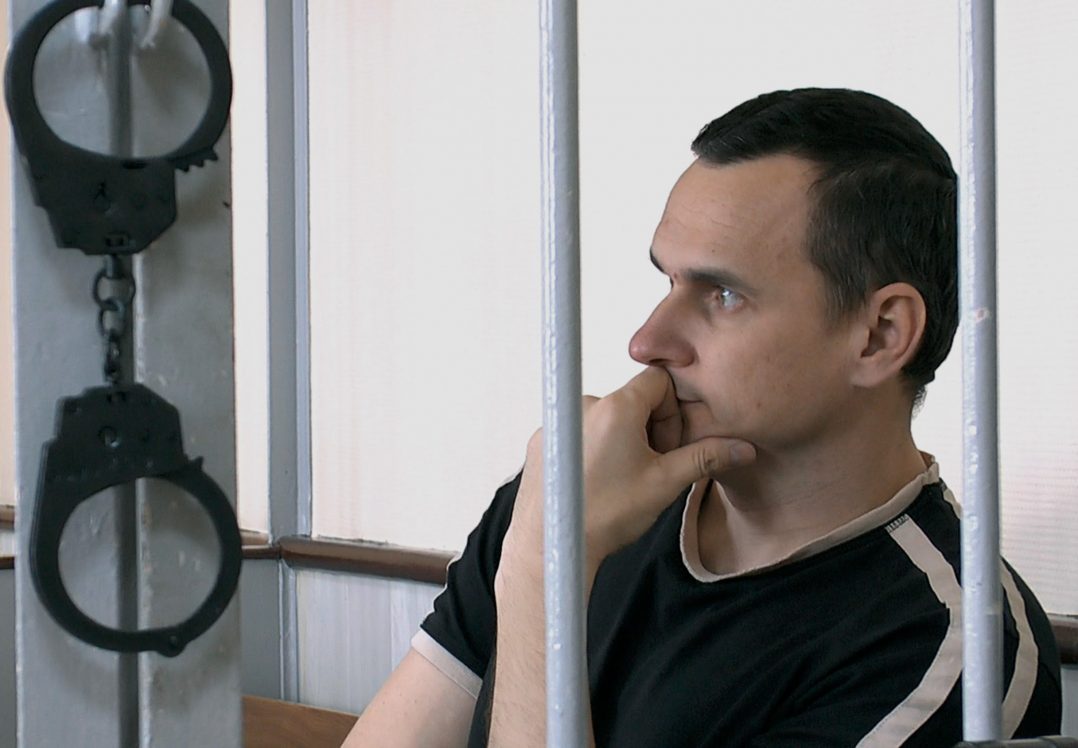 Половина росіян не знає про ситуацію із Сенцовим