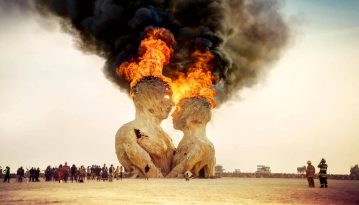 Тиждень у призмі: розбираємо ключові події через інсталяції «Burning man»