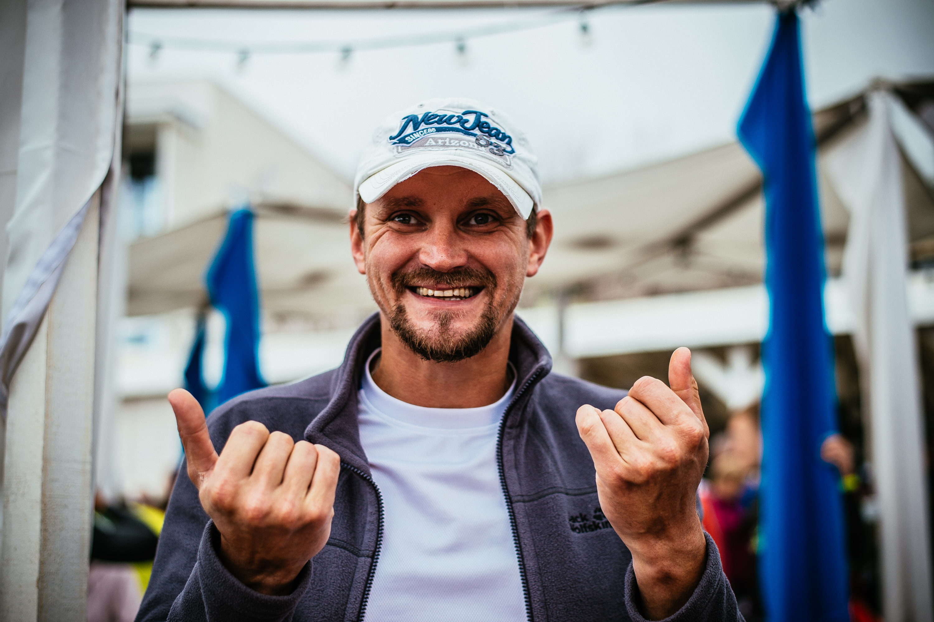 Наввипередки з дельфінами: в Одесі пройшов масовий заплив у відкритій воді