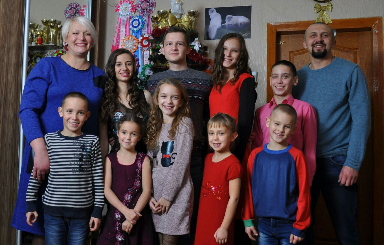 Народжені серцем: історії усиновлення