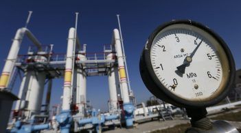 Гройсман заявляє, що до кінця опалювального сезону газ більше не дорожчатиме