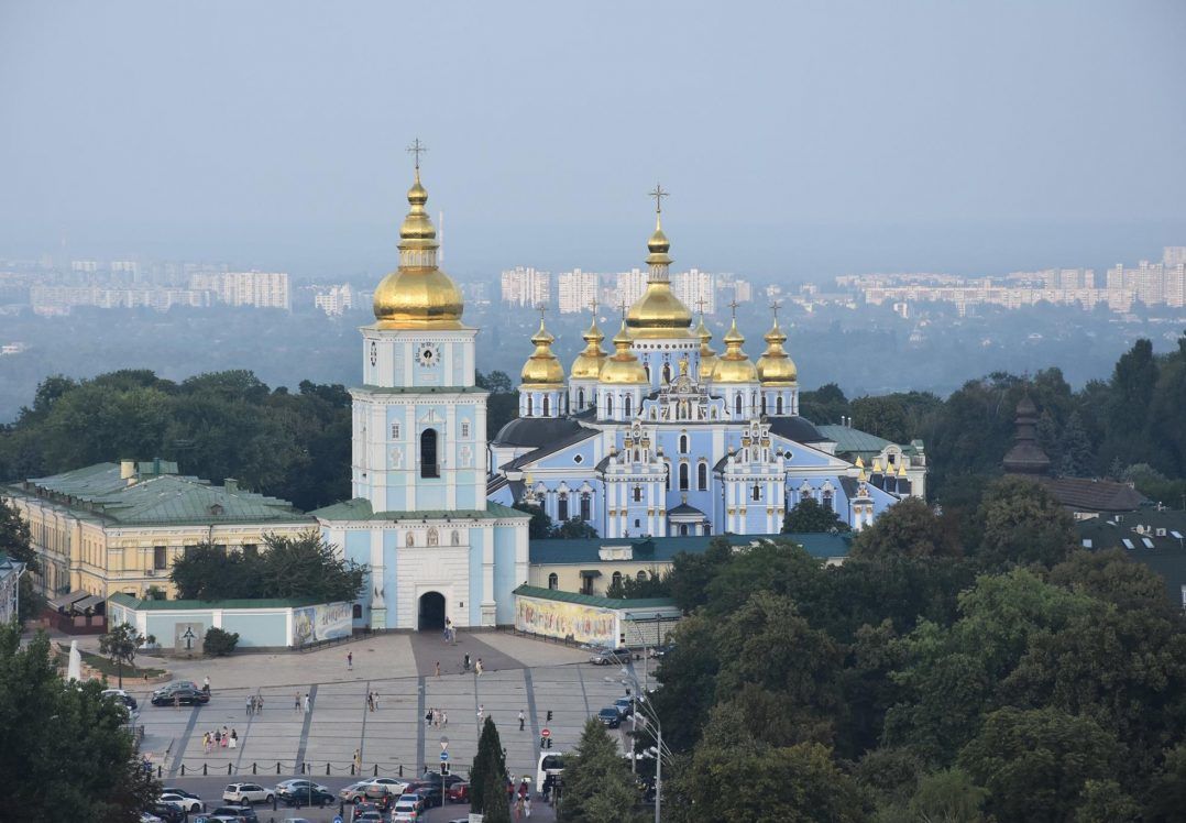 Томосу – бути: про незалежність української церкви, радість мережі та перші істерики Москви