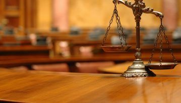 Одеський суд арештував підозрюваного в аферах із нерухомістю, який у змові з екс-прокурором ошукав інвесторів на мільйон доларів