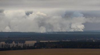 Пожежу на арсеналі біля Ічні повністю погасили – Міноборони