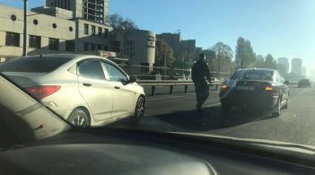 Водії у годину пік заблокували кілька вулиць у Києві, протестуючи проти підвищення цін на паливо