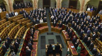 Будапешт виділив 140 млн грн для угорських освітян на Закарпатті