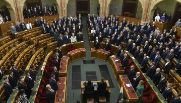 Будапешт виділив 140 млн грн для угорських освітян на Закарпатті
