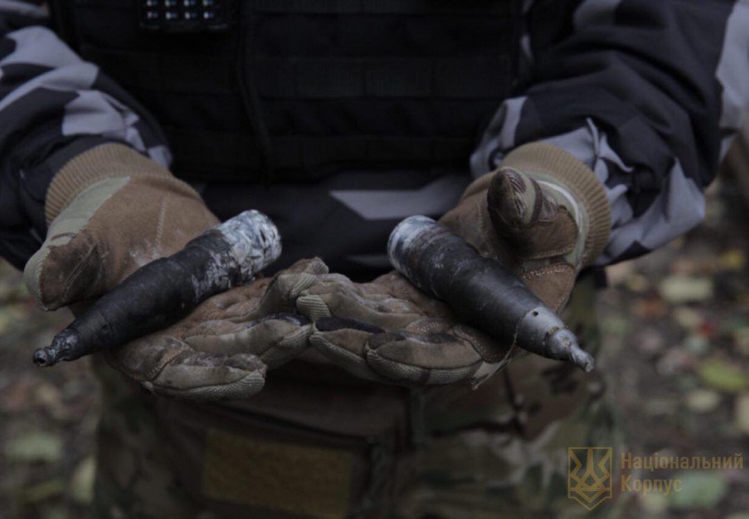 Понад 100 піротехніків розпочали розмінування чотирьох населених пунктів поблизу артскладів на Чернігівщині