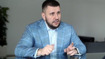 Суд дозволив військовій прокуратурі на заочне розслідування щодо Клименка