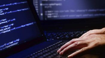 Британія звинуватила ГРУ РФ у організації кібератак по всьому світу