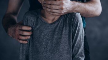Зґвалтування дітей: чи варто збільшувати покарання та що таке «реєстр педофілів»?