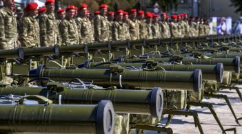 Українській армії передали 70 танків, БТРів та мінометів