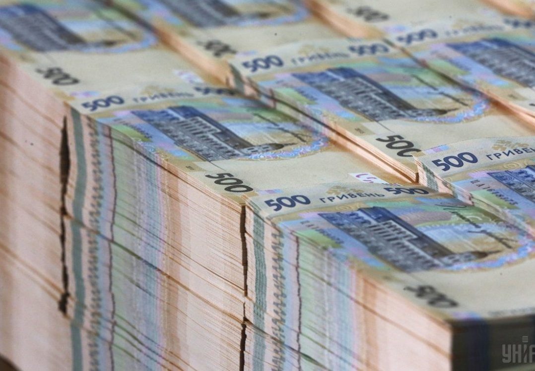 Держбюджет України пішов у мінус на 6 млрд