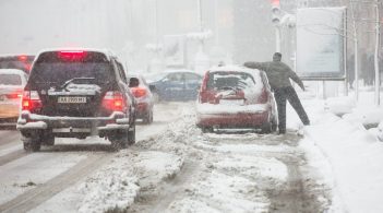 У Києві через снігопад сталося майже 300 ДТП