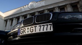 У Києві "євробляхери" заблокували громадський транспорт – введено оперативне положення