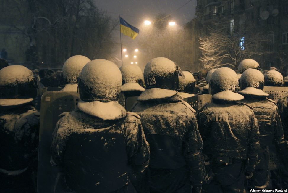 Річниця Революції Гідності: «Вільні люди обирають вмирати стоячи, аніж жити на колінах»