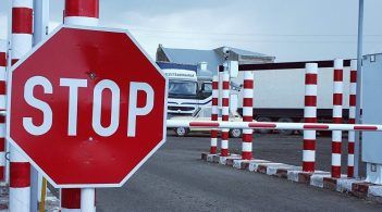 У Росії відповіли на заборону в'їзду в Україну чоловіків-росіян