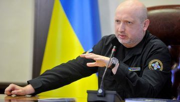 Скликаємо РНБО для оголошення воєнного стану – Турчинов
