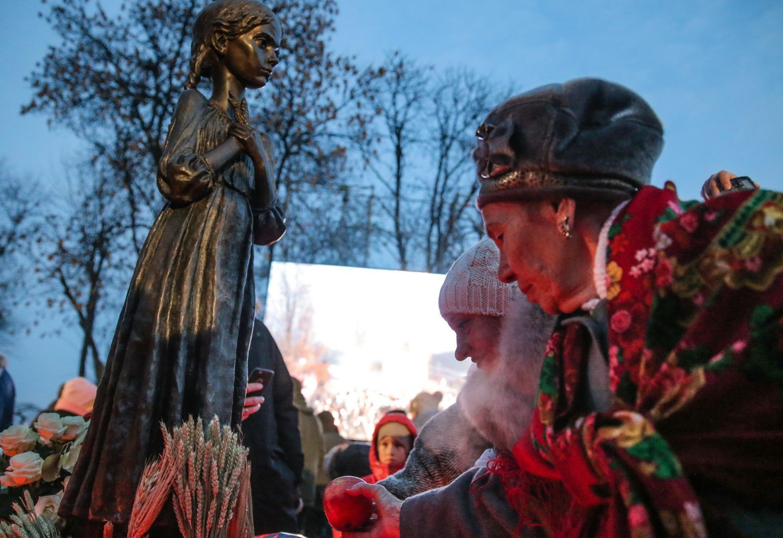 Не розчинитись у забутті: в Києві вшанували пам’ять жертв Голодомору (ФОТО)