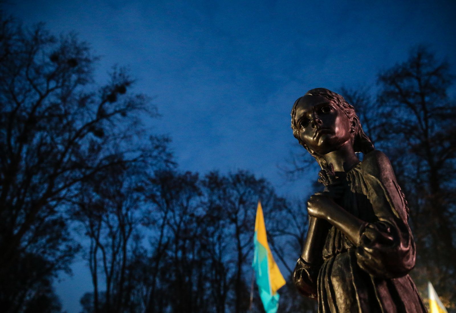Не розчинитись у забутті: в Києві вшанували пам’ять жертв Голодомору (ФОТО)