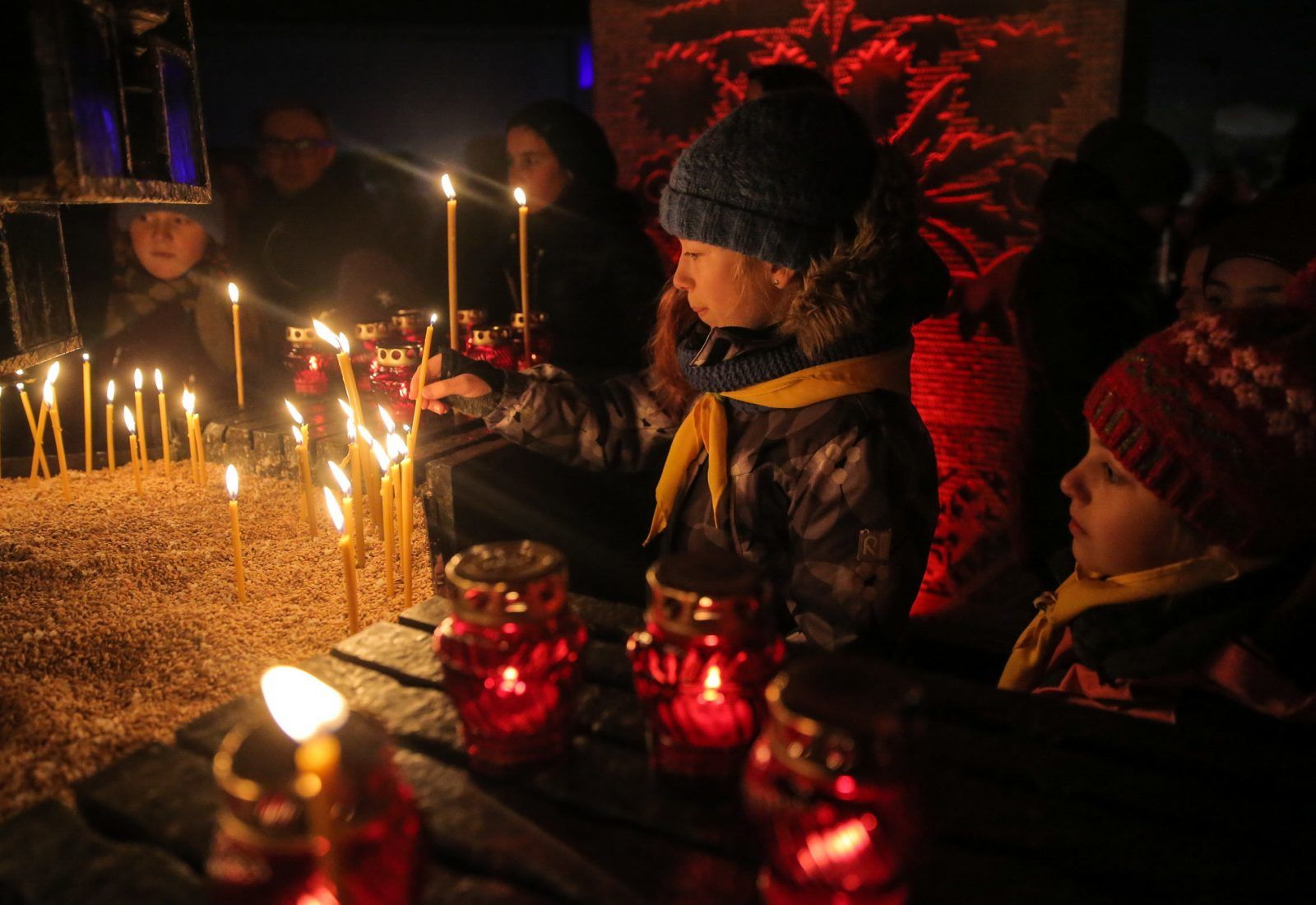Не розчинитись у забутті: в Києві вшанували пам’ять жертв Голодомору (ФОТО)